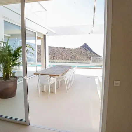 Gs Luxury Navarra Sunset, Luxury With Pool And Sea Views Villa