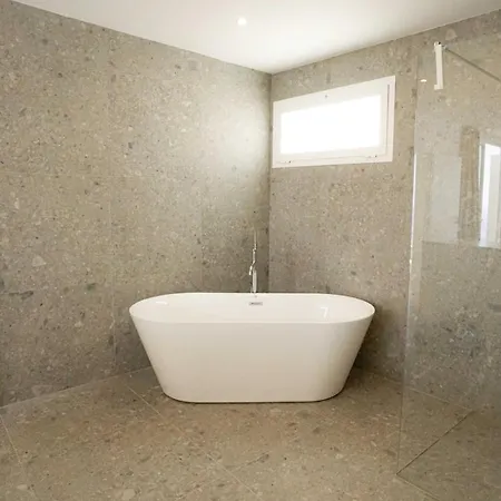 Villa Gs Luxury Navarra Sunset, Luxury With Pool And Sea Views *